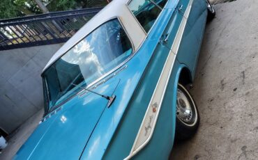 Chevrolet-Impala-1961-3