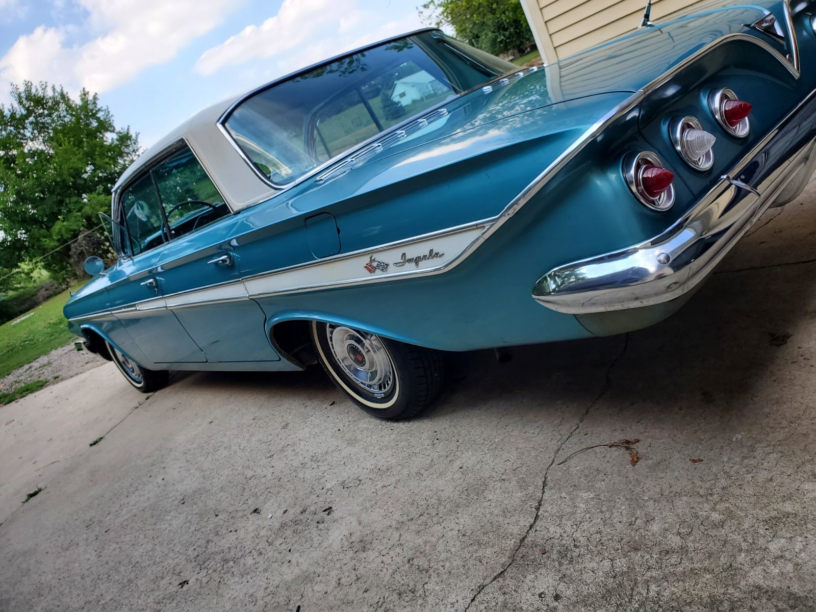 Chevrolet-Impala-1961-5