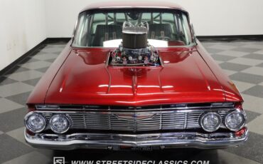 Chevrolet-Impala-1961-Candy-Apple-Red-Meta-Light-Gray-18