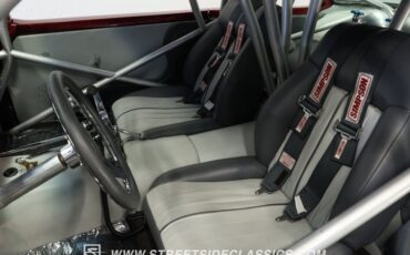 Chevrolet-Impala-1961-Candy-Apple-Red-Meta-Light-Gray-20