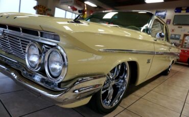 Chevrolet-Impala-1961-Classic-Car-15