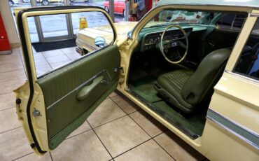 Chevrolet-Impala-1961-Classic-Car-20