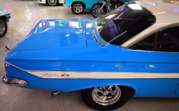 Chevrolet-Impala-1961-Coupe-6