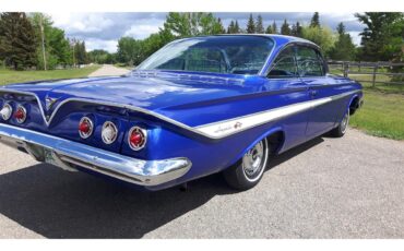 Chevrolet-Impala-1961-blue-blue-4