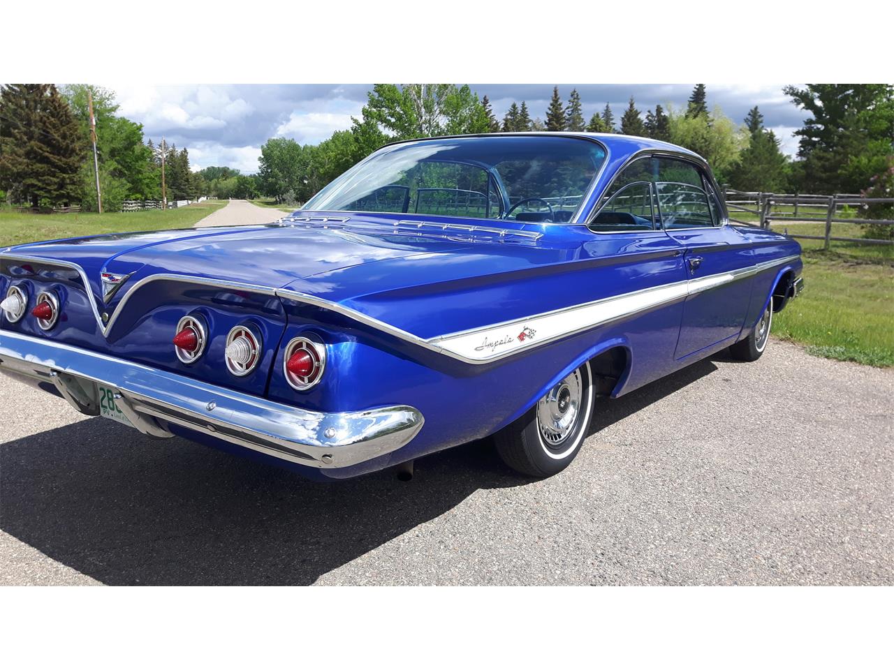 Chevrolet-Impala-1961-blue-blue-4