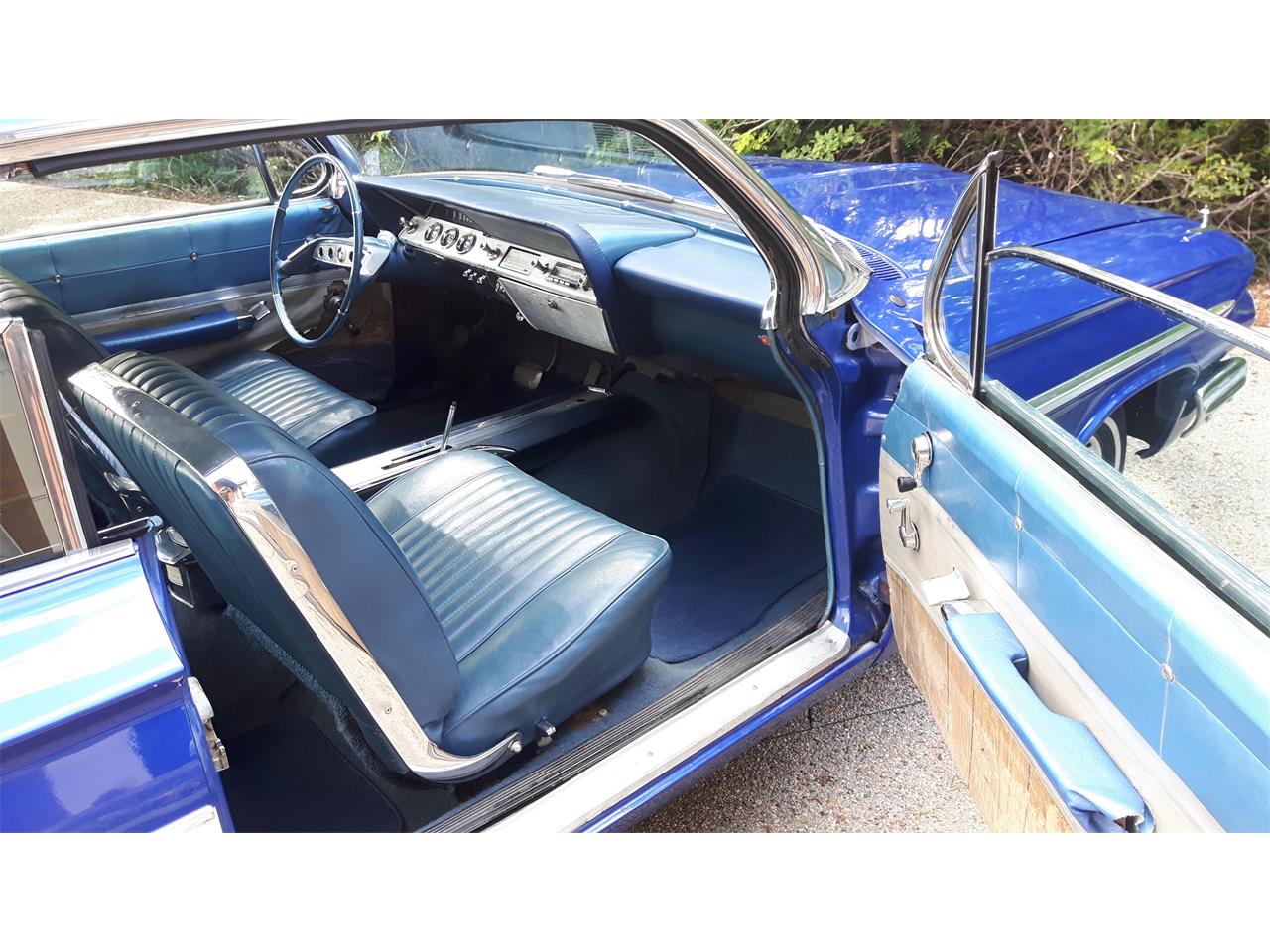 Chevrolet-Impala-1961-blue-blue-7
