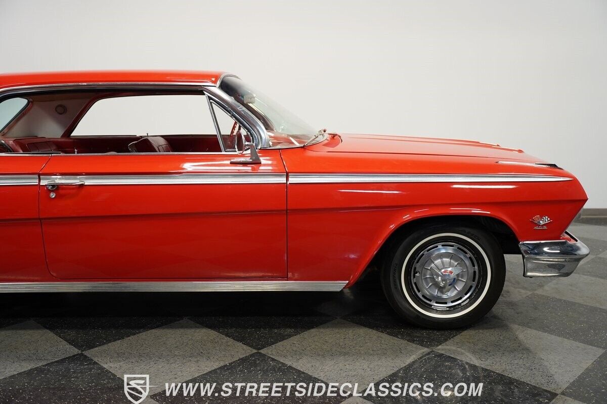 Chevrolet-Impala-1962-Hardtop-29