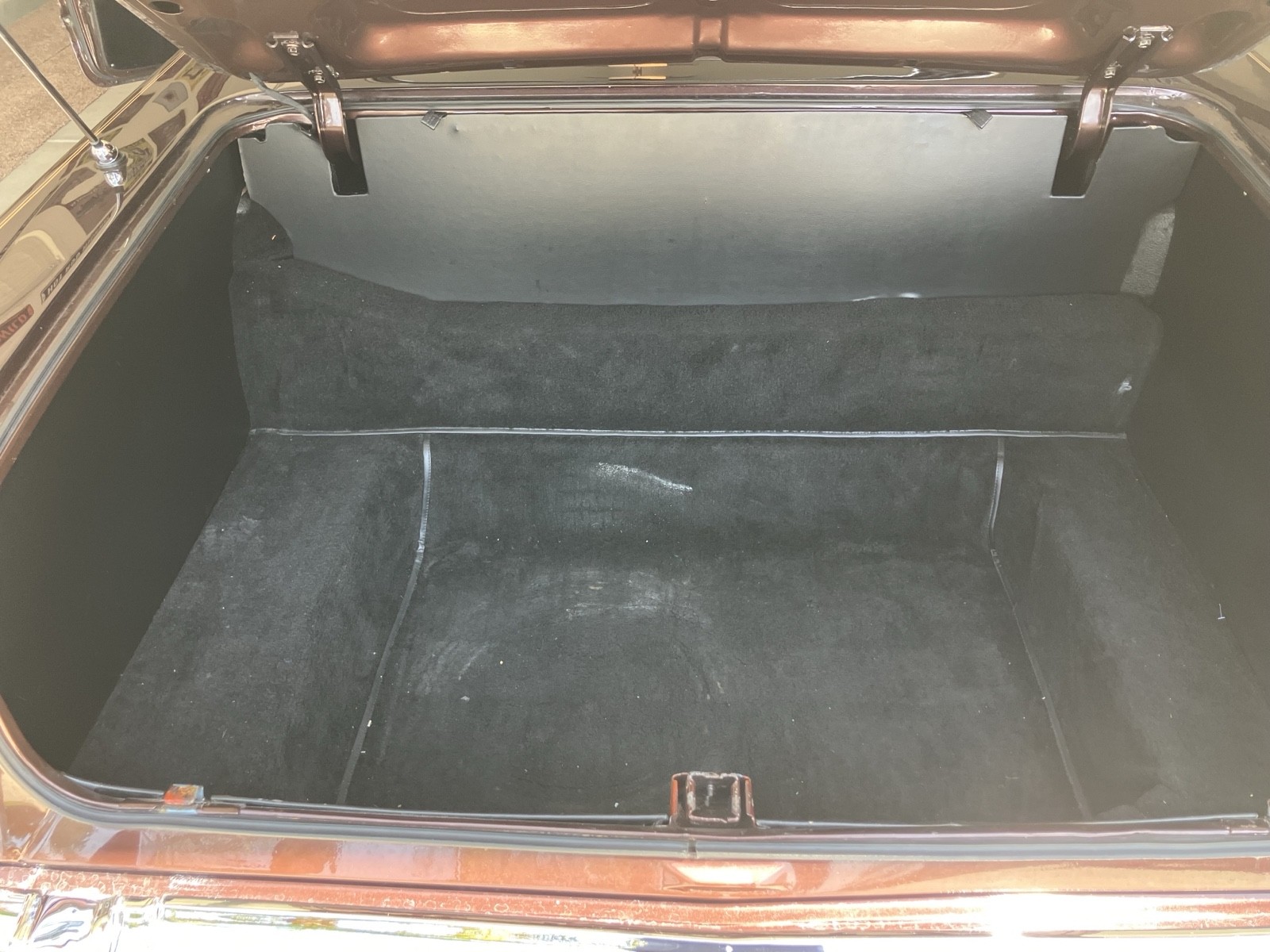 Chevrolet-Impala-1963-24