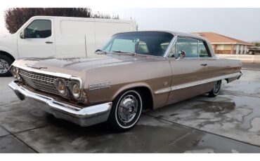 Chevrolet-Impala-1963-Cordovan-brown-Black-2