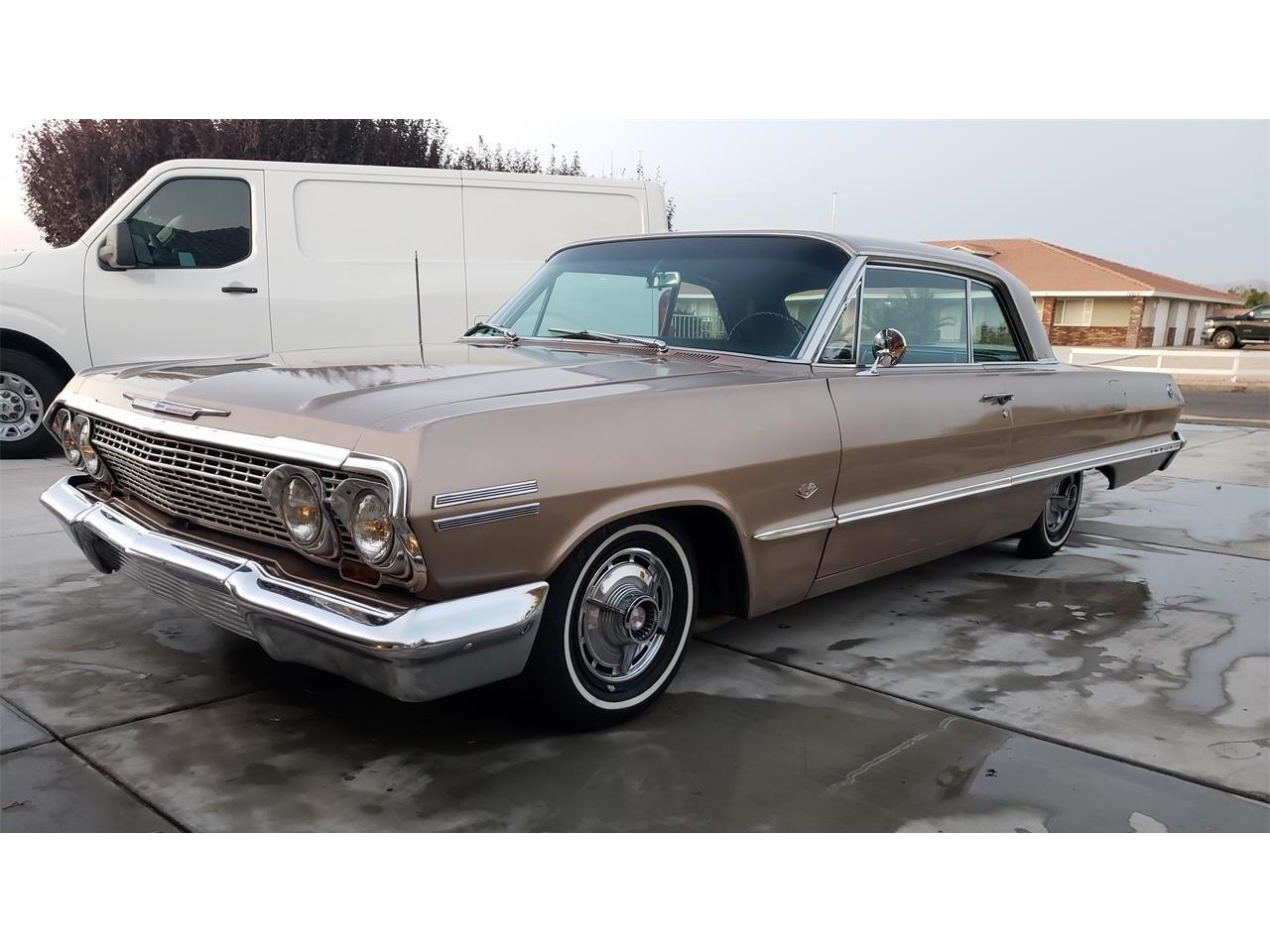 Chevrolet-Impala-1963-Cordovan-brown-Black-2