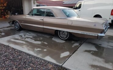 Chevrolet-Impala-1963-Cordovan-brown-Black-3
