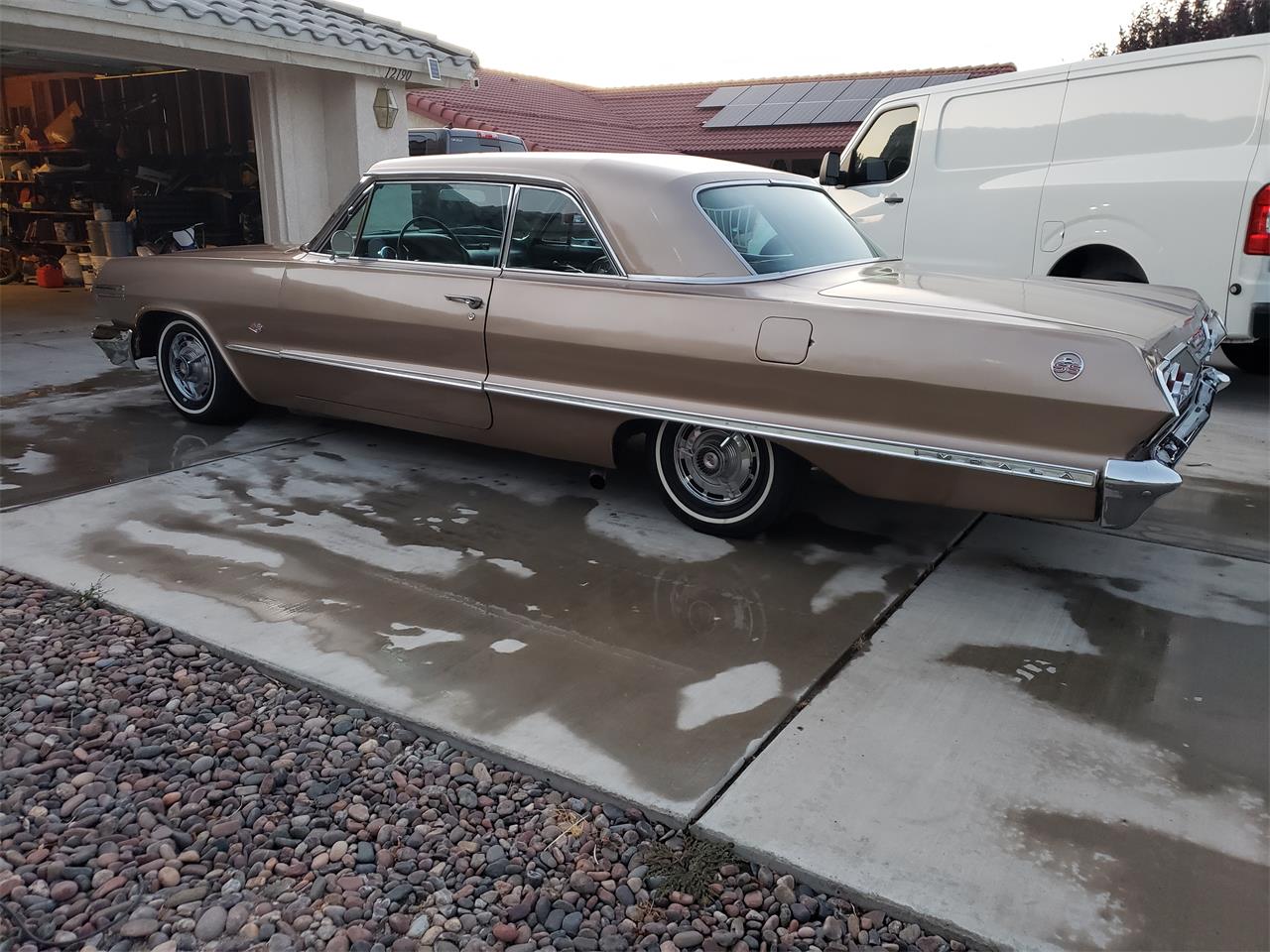 Chevrolet-Impala-1963-Cordovan-brown-Black-3
