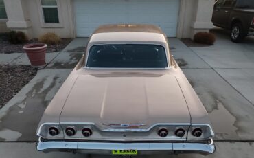 Chevrolet-Impala-1963-Cordovan-brown-Black-4