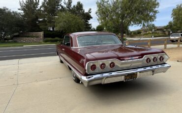 Chevrolet-Impala-1963-Coupe-1