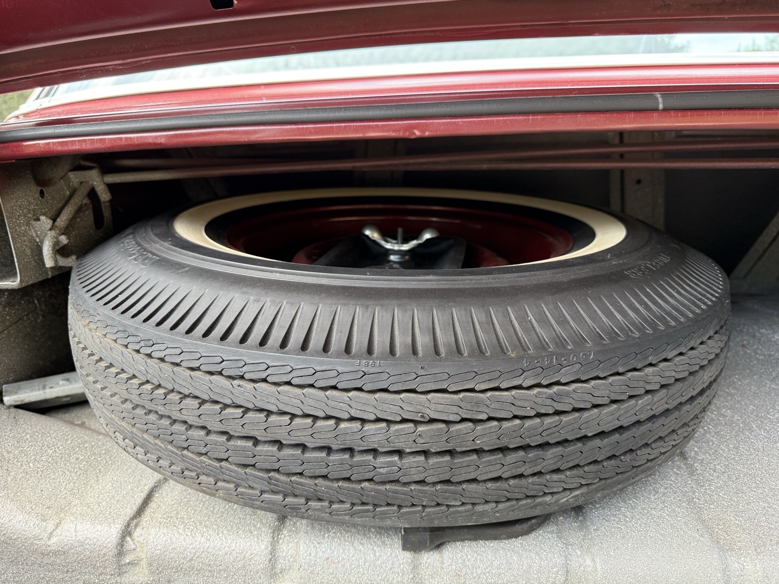 Chevrolet-Impala-1963-Coupe-25