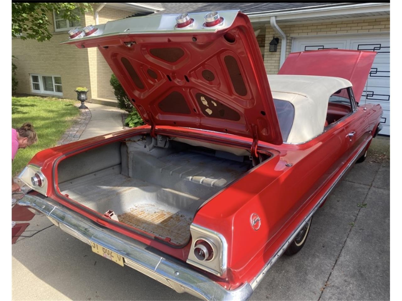 Chevrolet-Impala-1963-Palomar-Red-Red-17