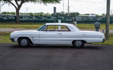 Chevrolet-Impala-1964-2-Door-1