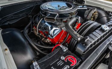 Chevrolet-Impala-1964-2-Door-11