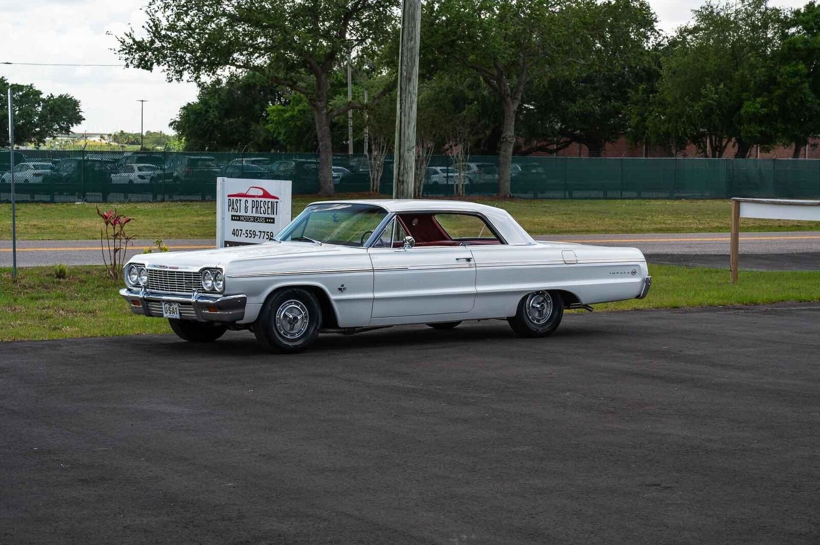 Chevrolet-Impala-1964-2-Door-18