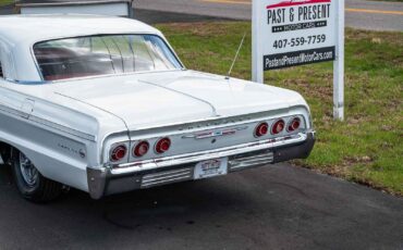 Chevrolet-Impala-1964-2-Door-23