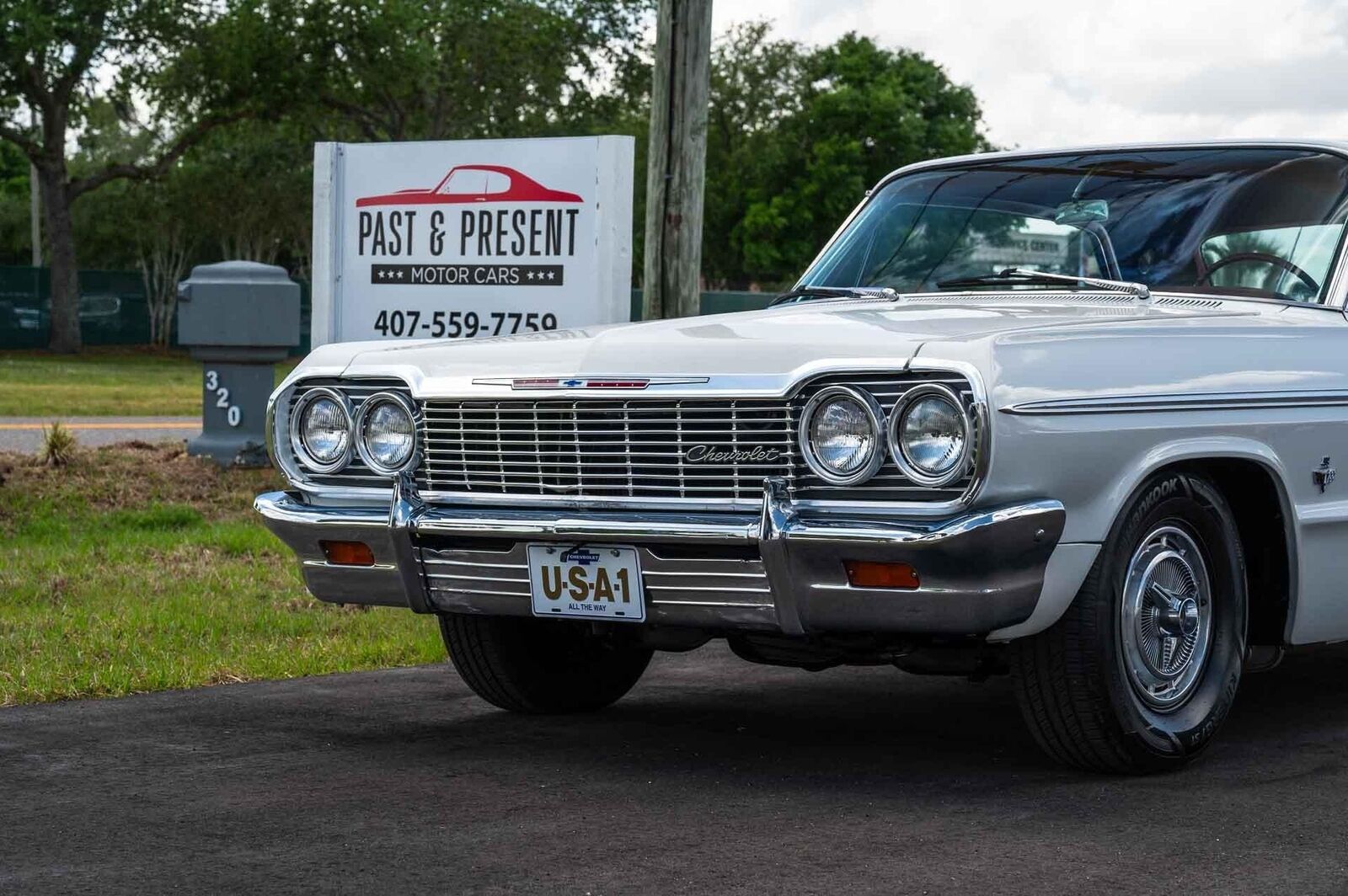 Chevrolet-Impala-1964-2-Door-29