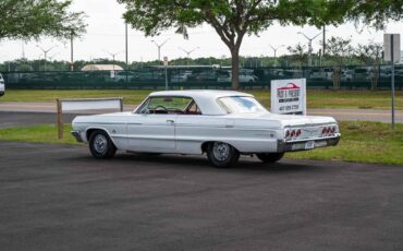 Chevrolet-Impala-1964-2-Door-3