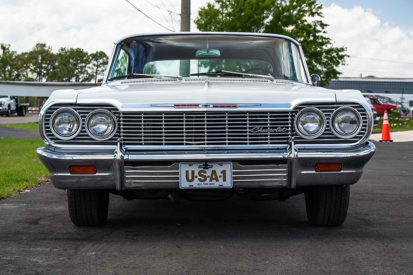 Chevrolet-Impala-1964-2-Door-31