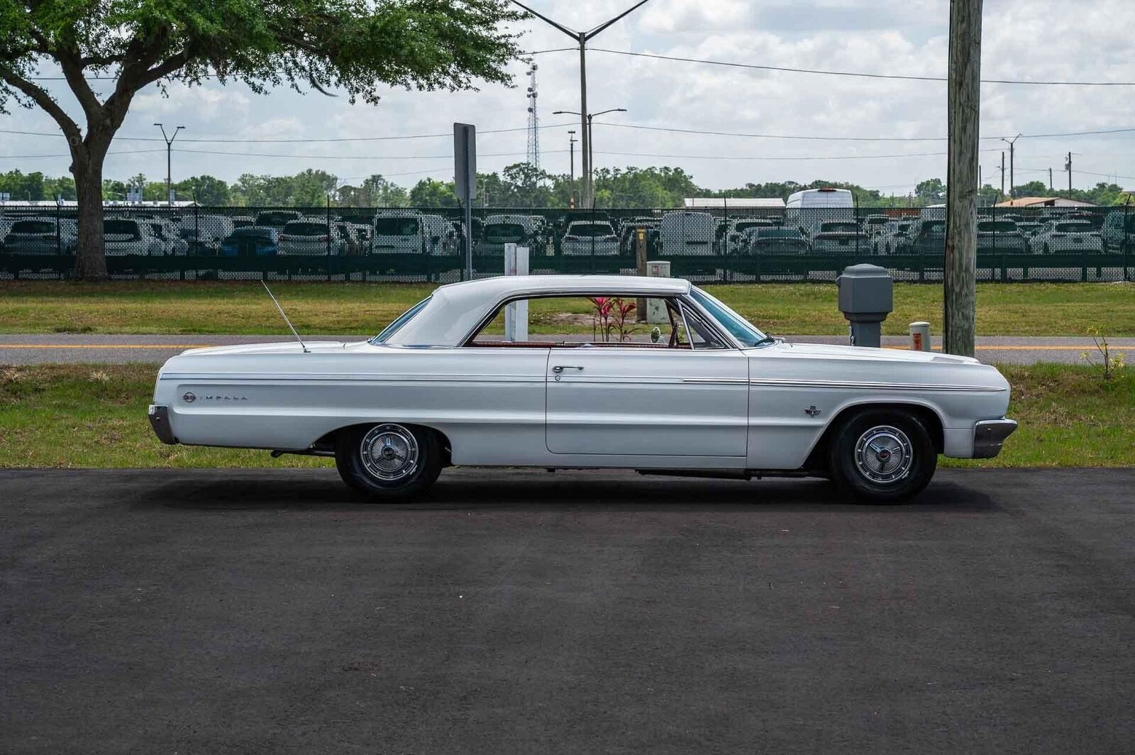 Chevrolet-Impala-1964-2-Door-6