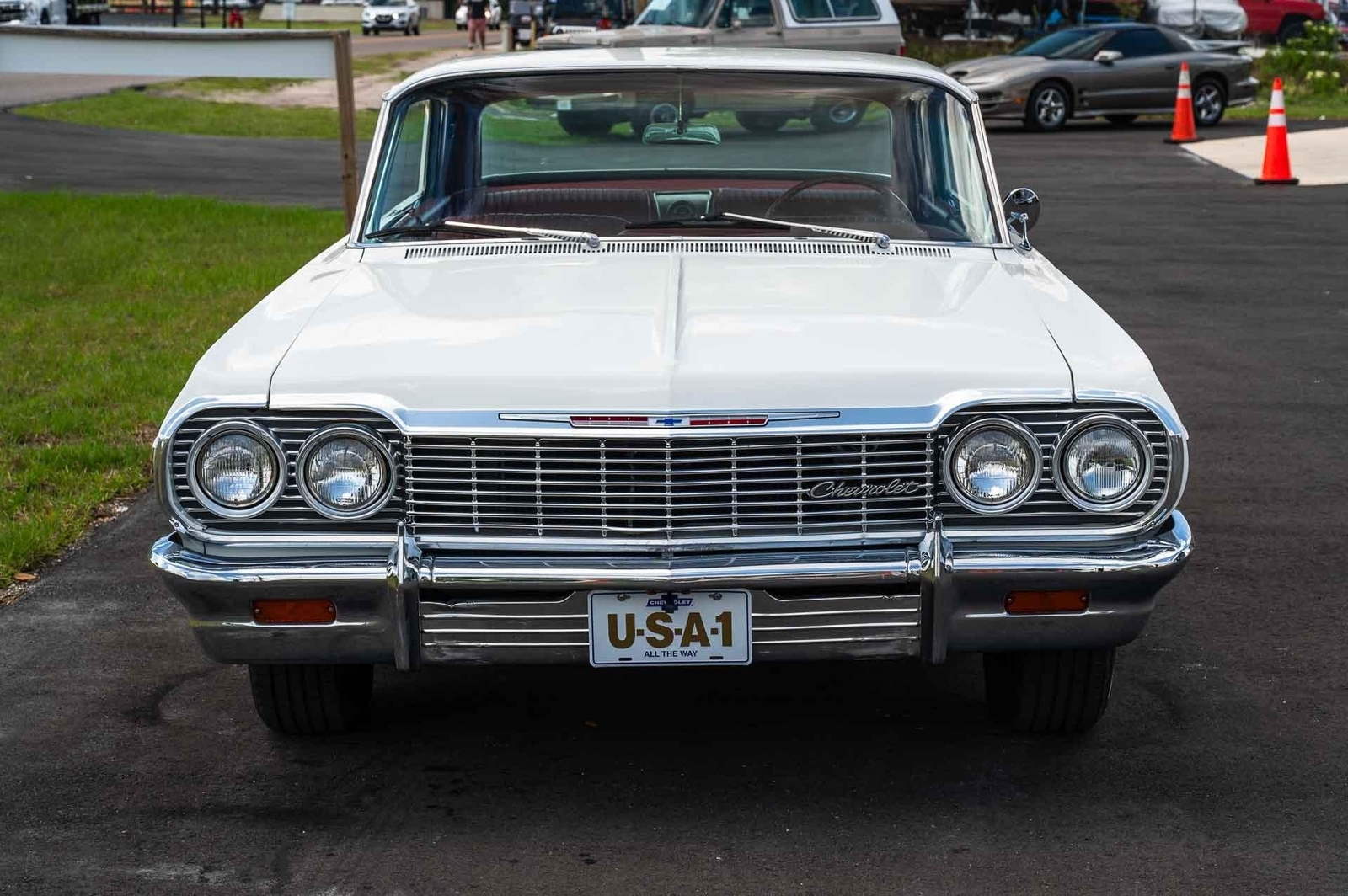 Chevrolet-Impala-1964-2-Door-9