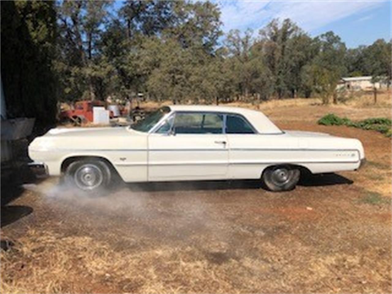Chevrolet-Impala-1964-White-Blue-1