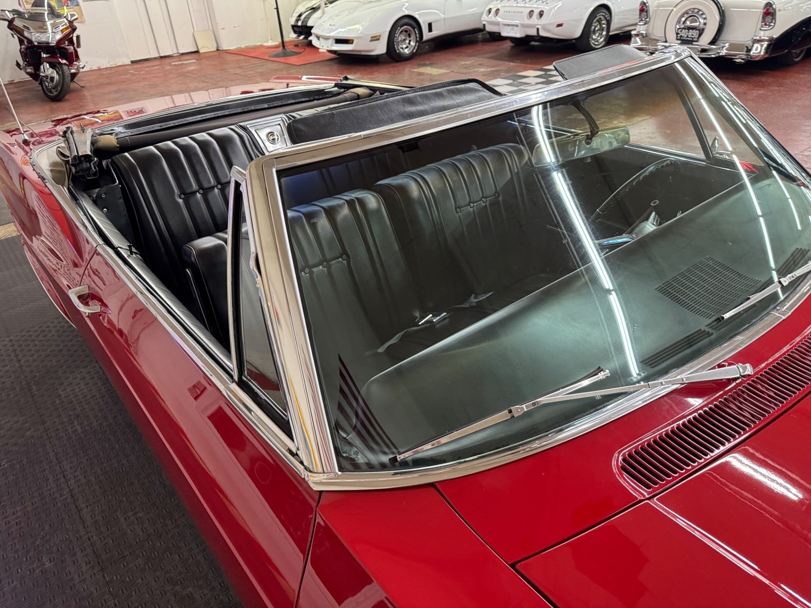 Chevrolet-Impala-1965-15