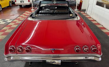Chevrolet-Impala-1965-16