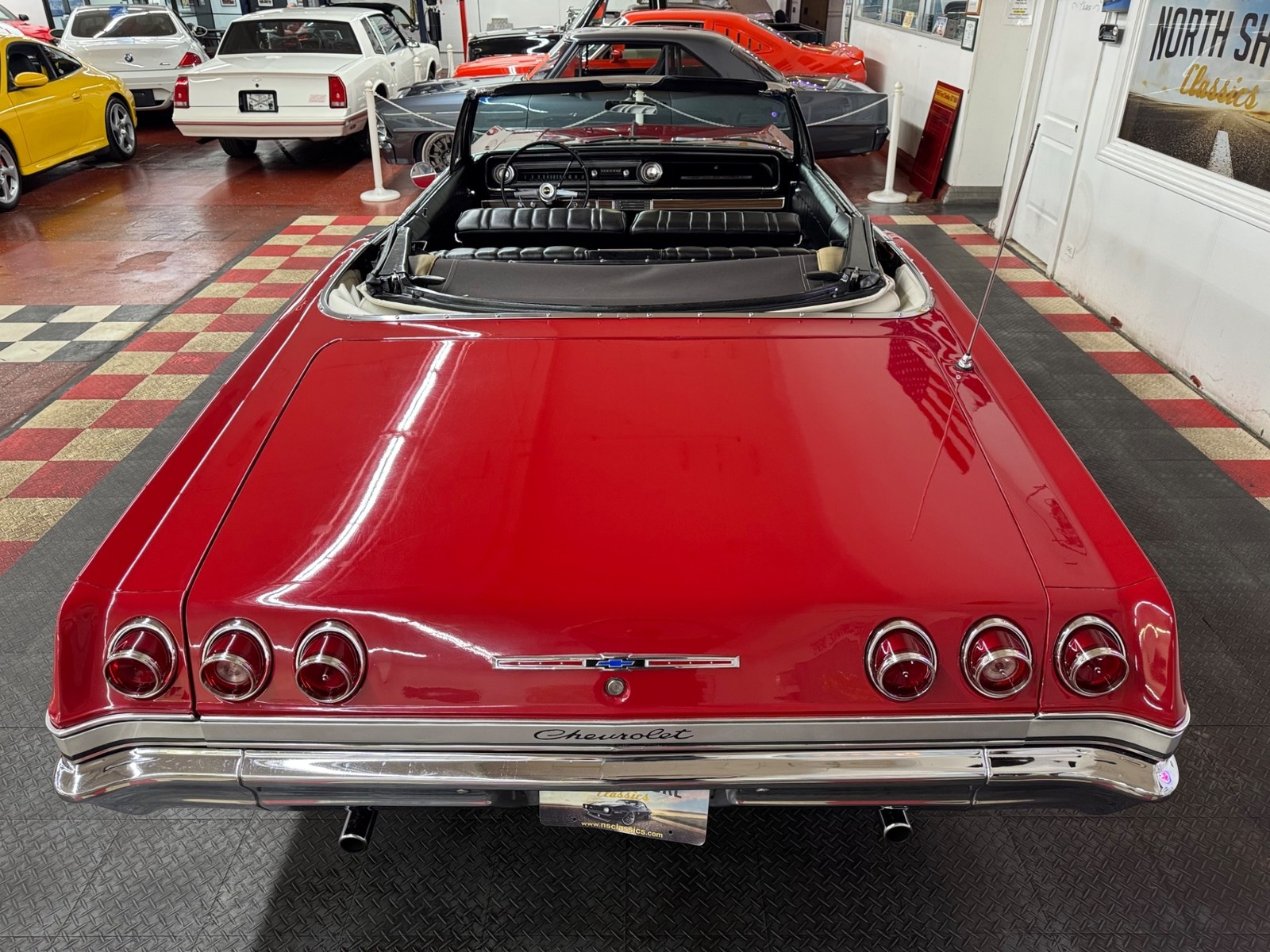 Chevrolet-Impala-1965-16