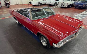 Chevrolet-Impala-1965-24