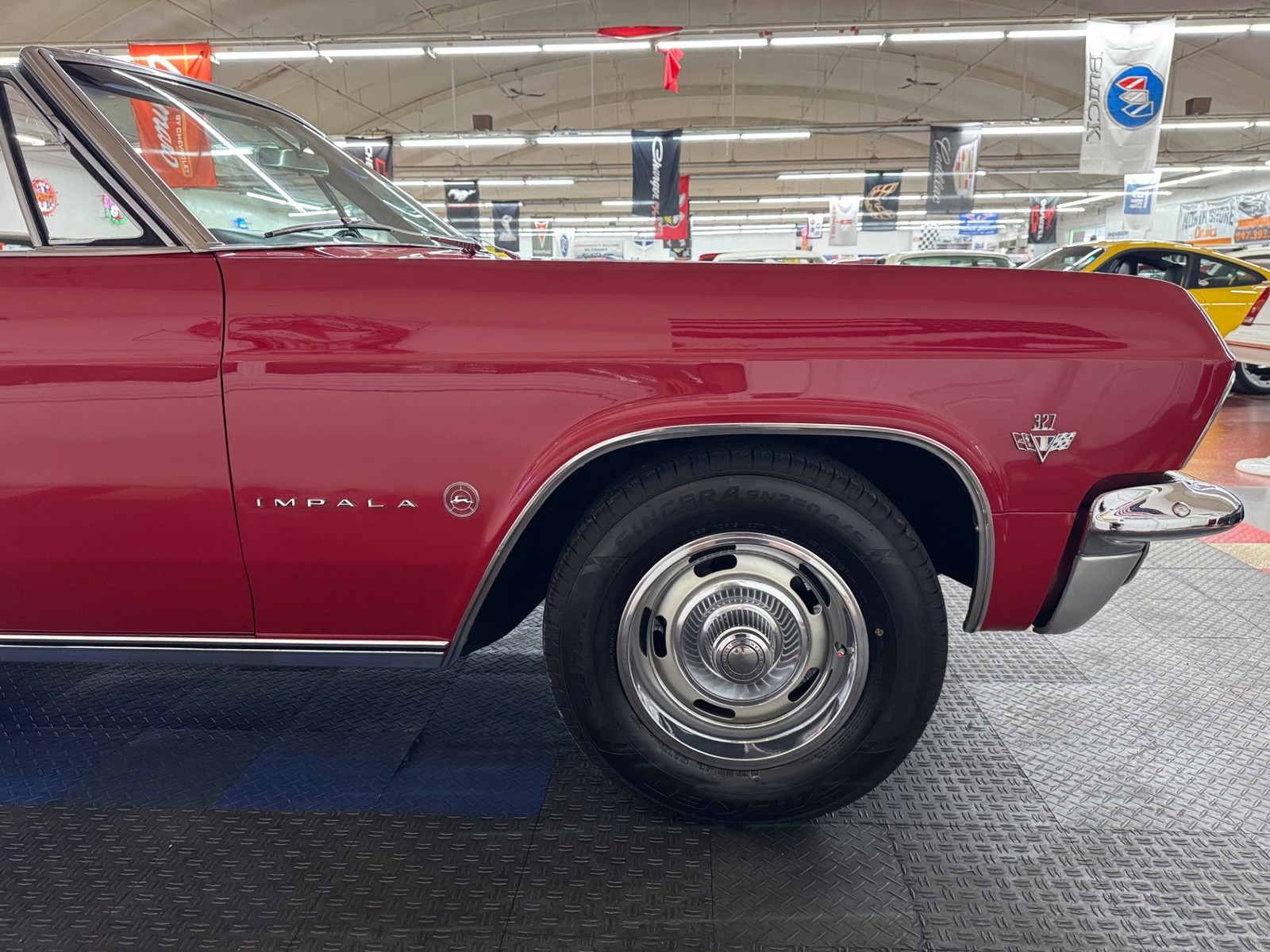 Chevrolet-Impala-1965-33