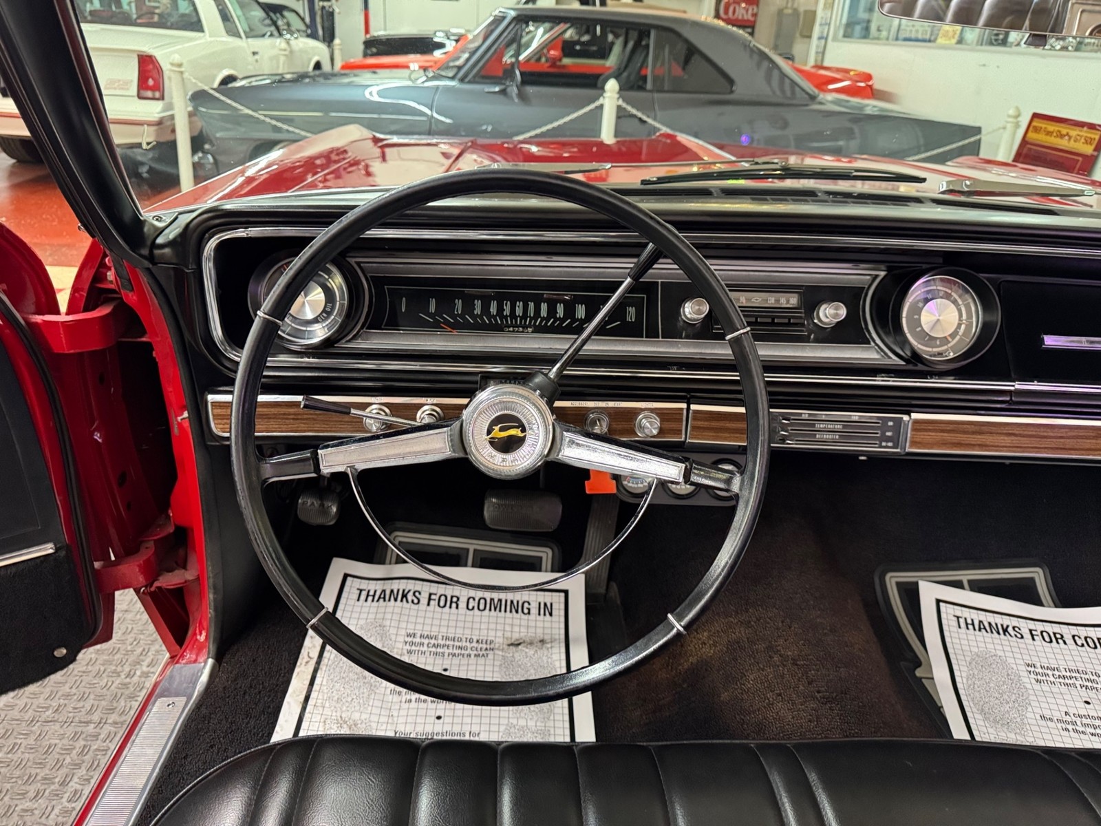 Chevrolet-Impala-1965-37