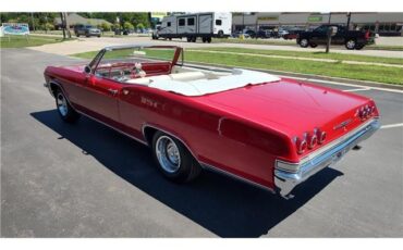 Chevrolet-Impala-1965-Convertible-11