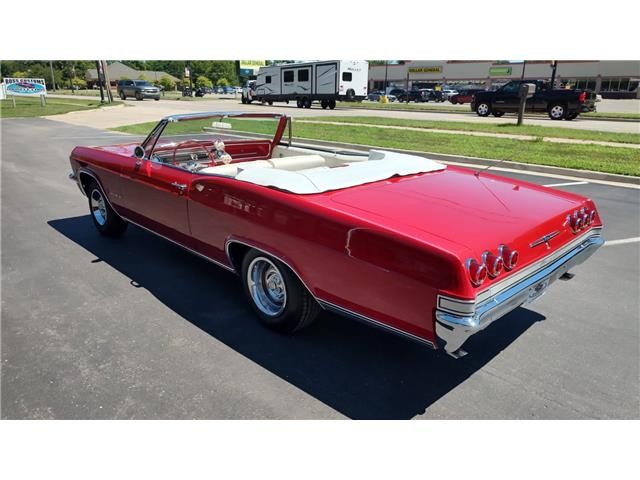 Chevrolet-Impala-1965-Convertible-11