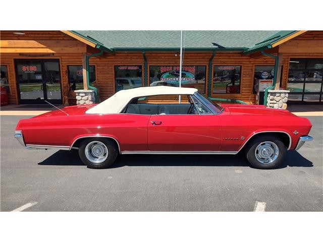 Chevrolet-Impala-1965-Convertible-23