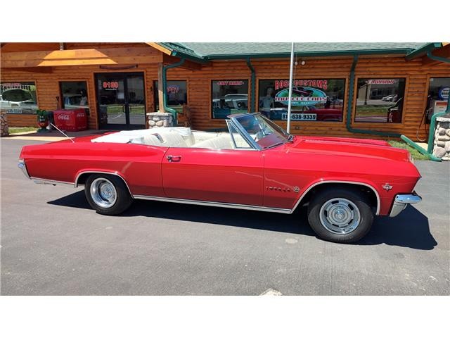 Chevrolet-Impala-1965-Convertible-24