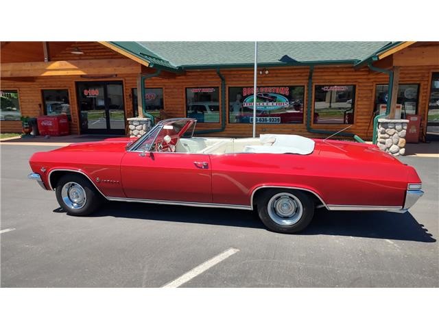 Chevrolet-Impala-1965-Convertible-8