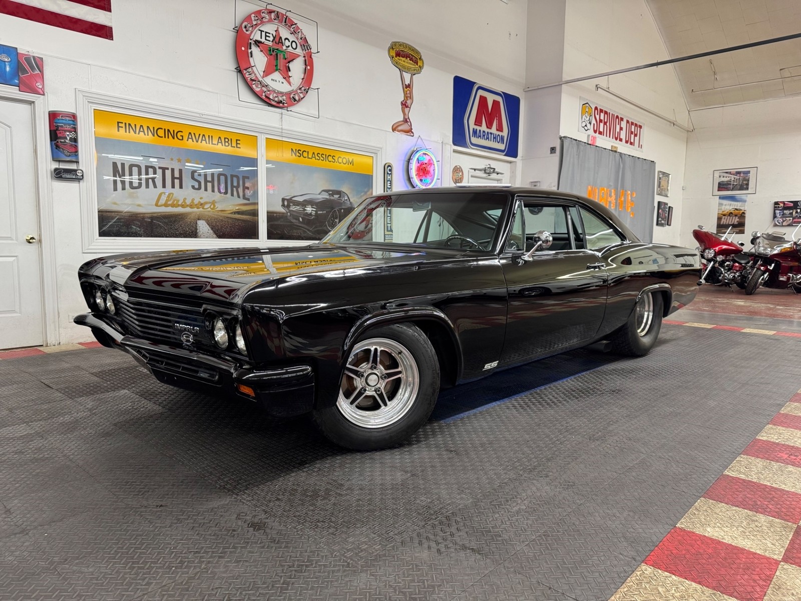 Chevrolet-Impala-1966-2-Door-1