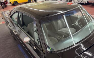 Chevrolet-Impala-1966-2-Door-10
