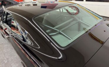 Chevrolet-Impala-1966-2-Door-14