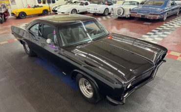 Chevrolet-Impala-1966-2-Door-20