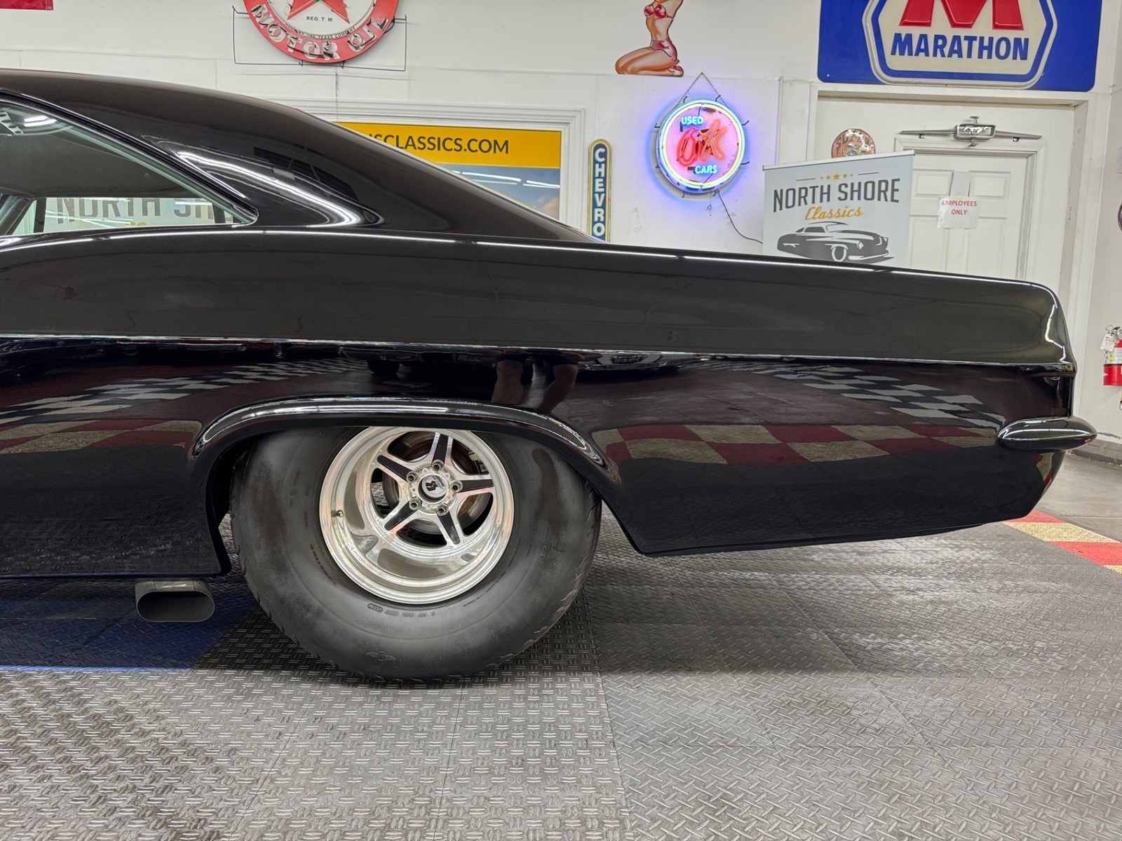 Chevrolet-Impala-1966-2-Door-24