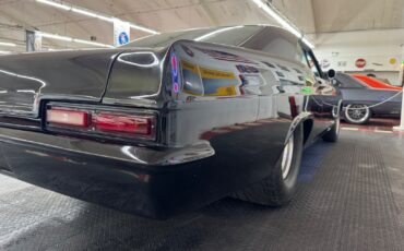 Chevrolet-Impala-1966-2-Door-31