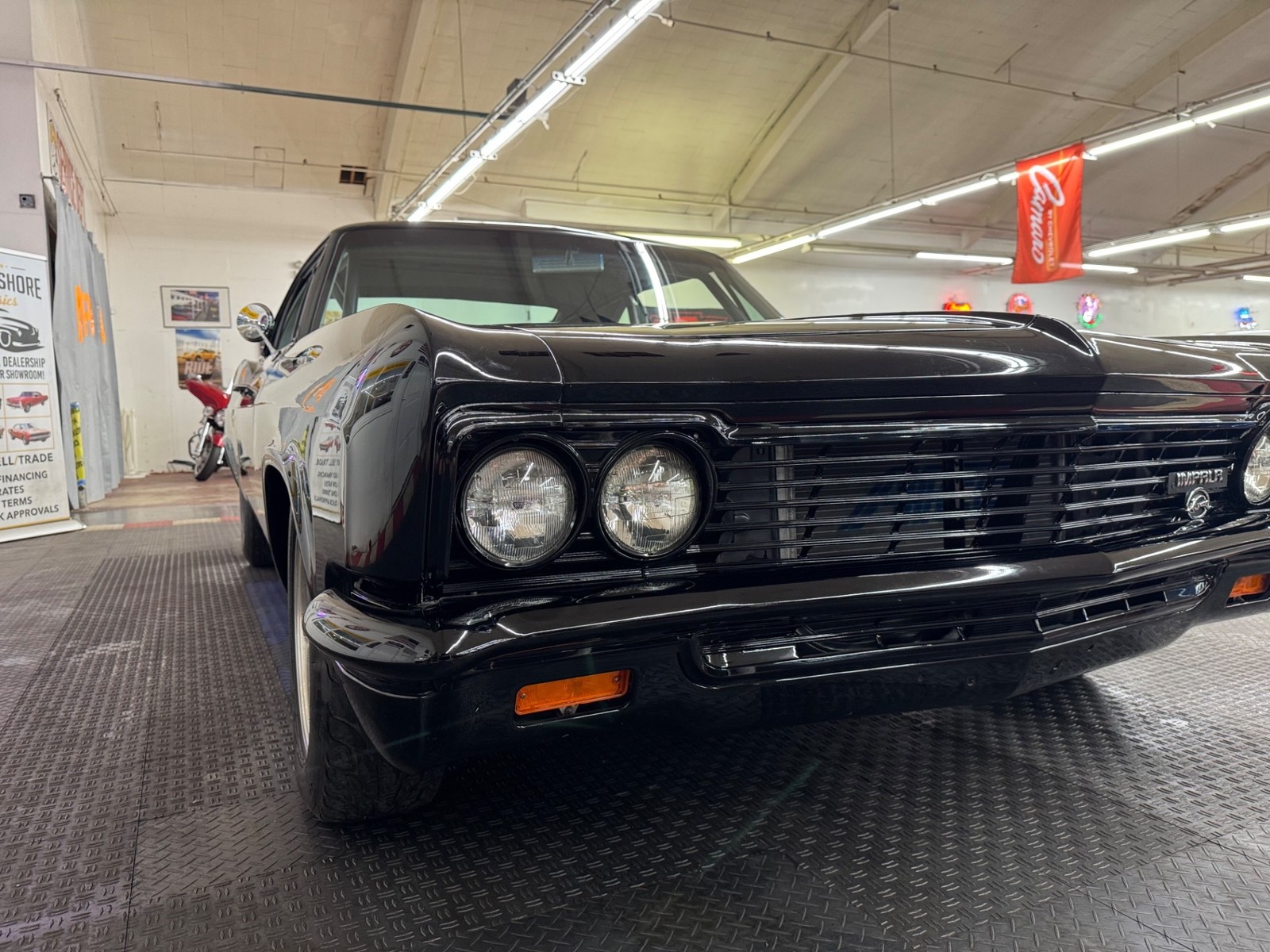 Chevrolet-Impala-1966-2-Door-7