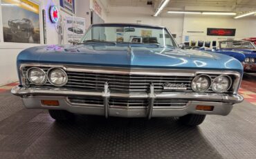 Chevrolet-Impala-1966-Convertible-11