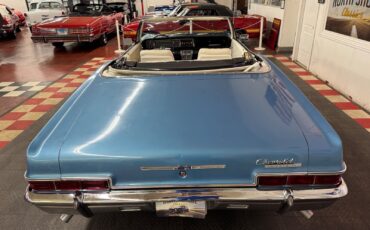 Chevrolet-Impala-1966-Convertible-18